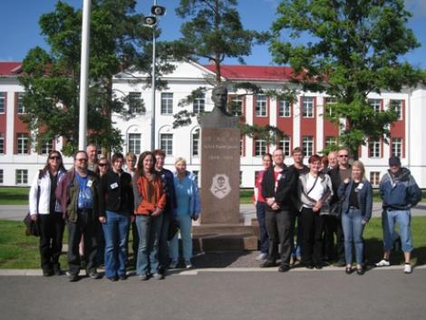 Naiskodukaitse Tartu ringkond võõrustas Soome reservohvitsere