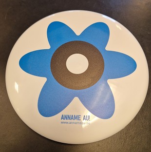 Sinilille discgolfi kettad