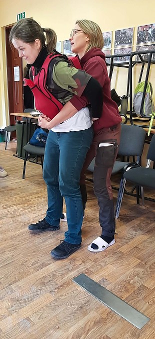 Esmaabikursuse ehk Naiskodukaitse baasv�lja�ppe II moodul