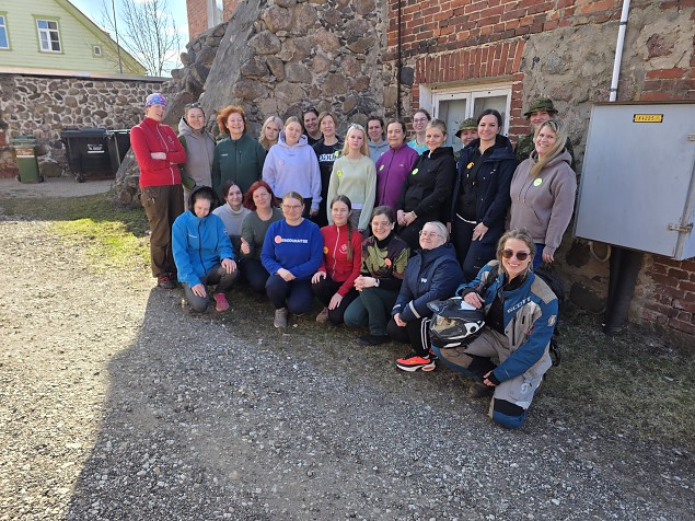 Esmaabikursuse ehk Naiskodukaitse baasv�lja�ppe II moodul