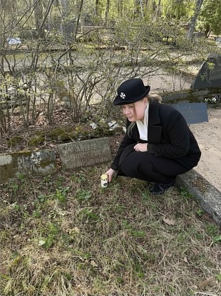 Naiskodukaitse Tallinna ringkonna m�lestusp�ev t�i kokku ajaloo ja t�nap�eva