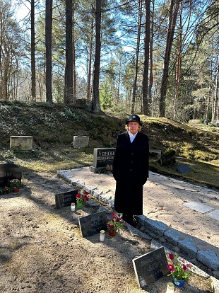 Naiskodukaitse Tallinna ringkonna m�lestusp�ev t�i kokku ajaloo ja t�nap�eva