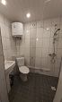 Suur ueala | Vsu maja fotogalerii Tuba nr 8 - WC dushinurga ja kraanikausiga 